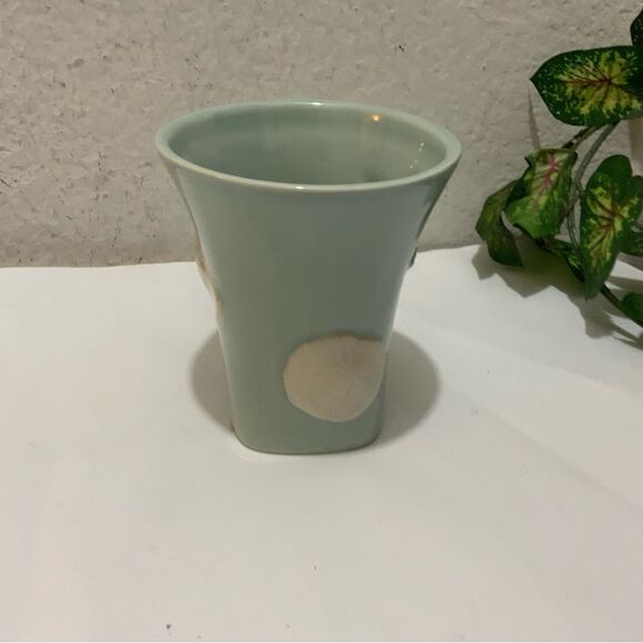 Shell Embossed 3D Starfish Coffee Mug Tea Cup Home Studio Shoreline Collection - Picture 1 of 8